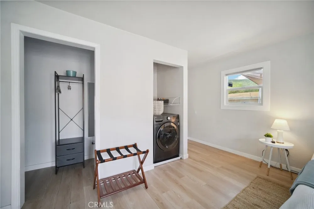 18133 Ellstree Drive Lake Hughes, CA 93532