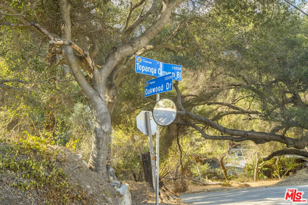 Topanga Canyon Boulevard Topanga, CA 90290