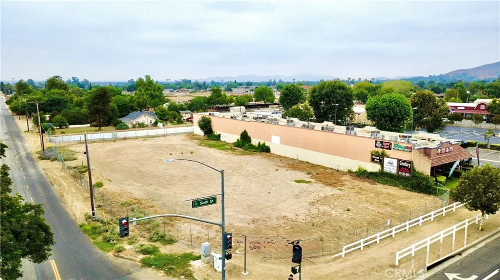 6th & Valleyview Norco, CA 92860