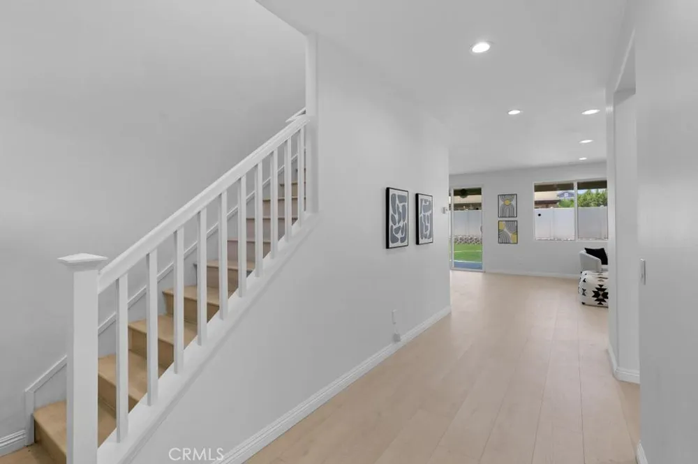 29305 Catalpa Lake Elsinore, CA 92530