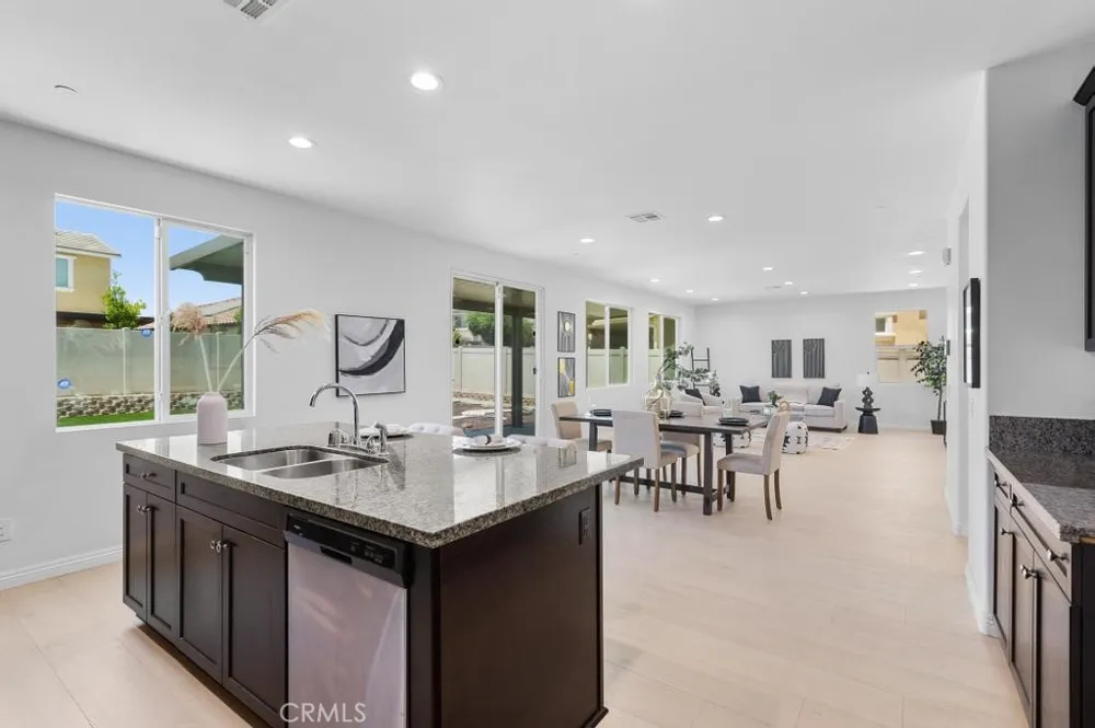 29305 Catalpa Lake Elsinore, CA 92530