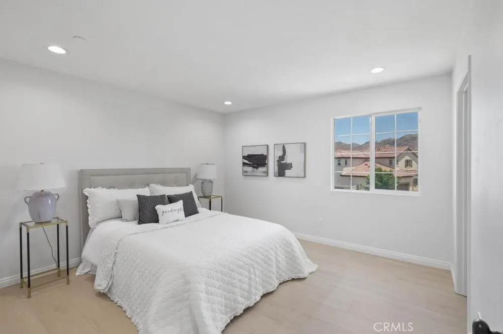 29305 Catalpa Lake Elsinore, CA 92530