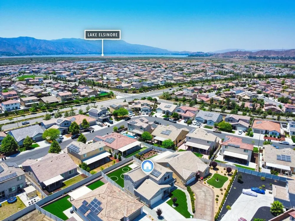 29305 Catalpa Lake Elsinore, CA 92530