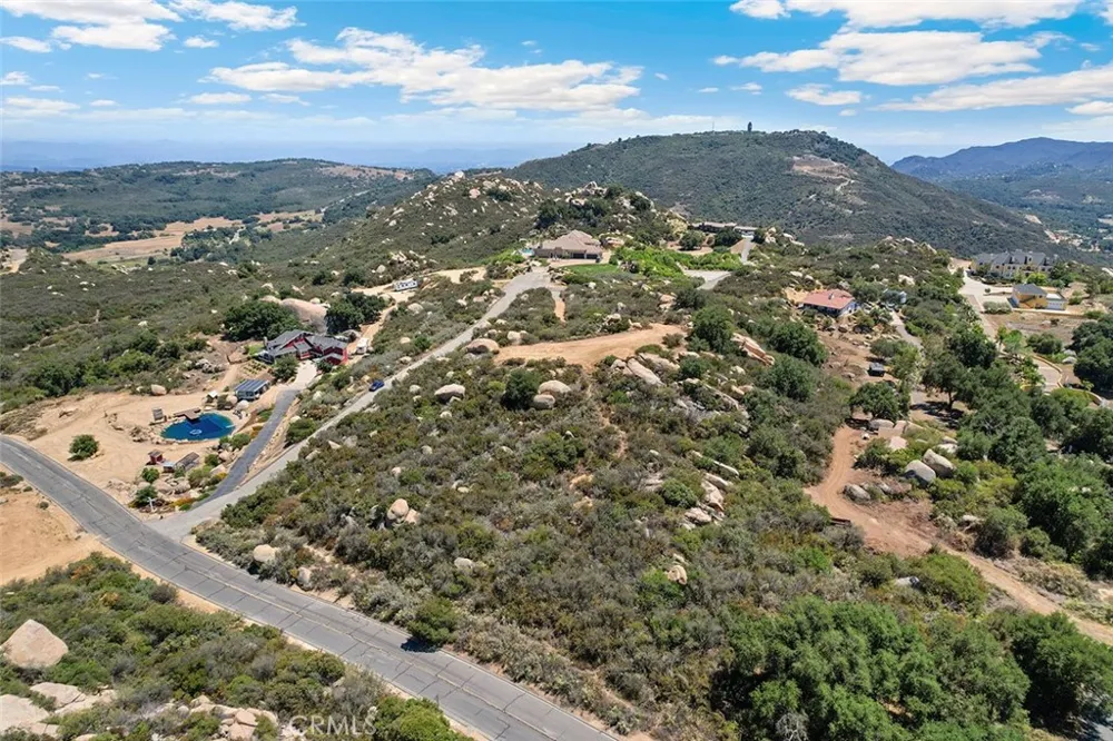 42125 Angels Peak Court Murrieta, CA 92562