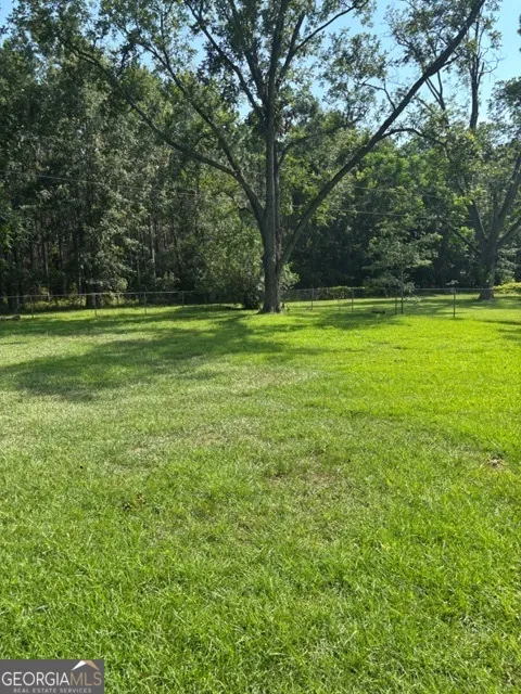 29 GROVE LN Claxton, GA 30417