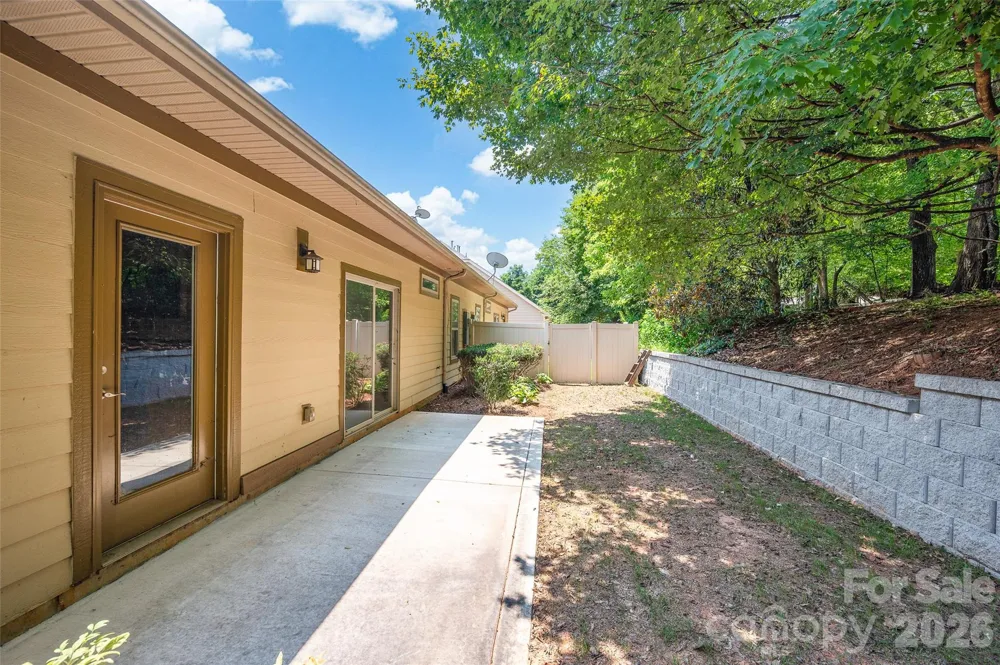 102 Coral Lane Mooresville, NC 28117