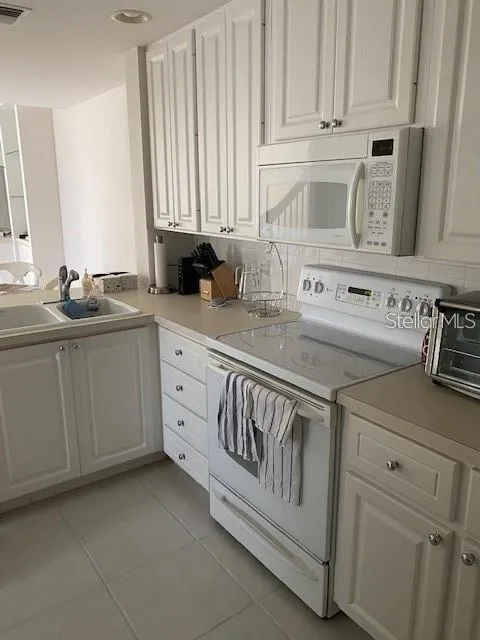 5361 ELISEO STREET Sarasota, FL 34238