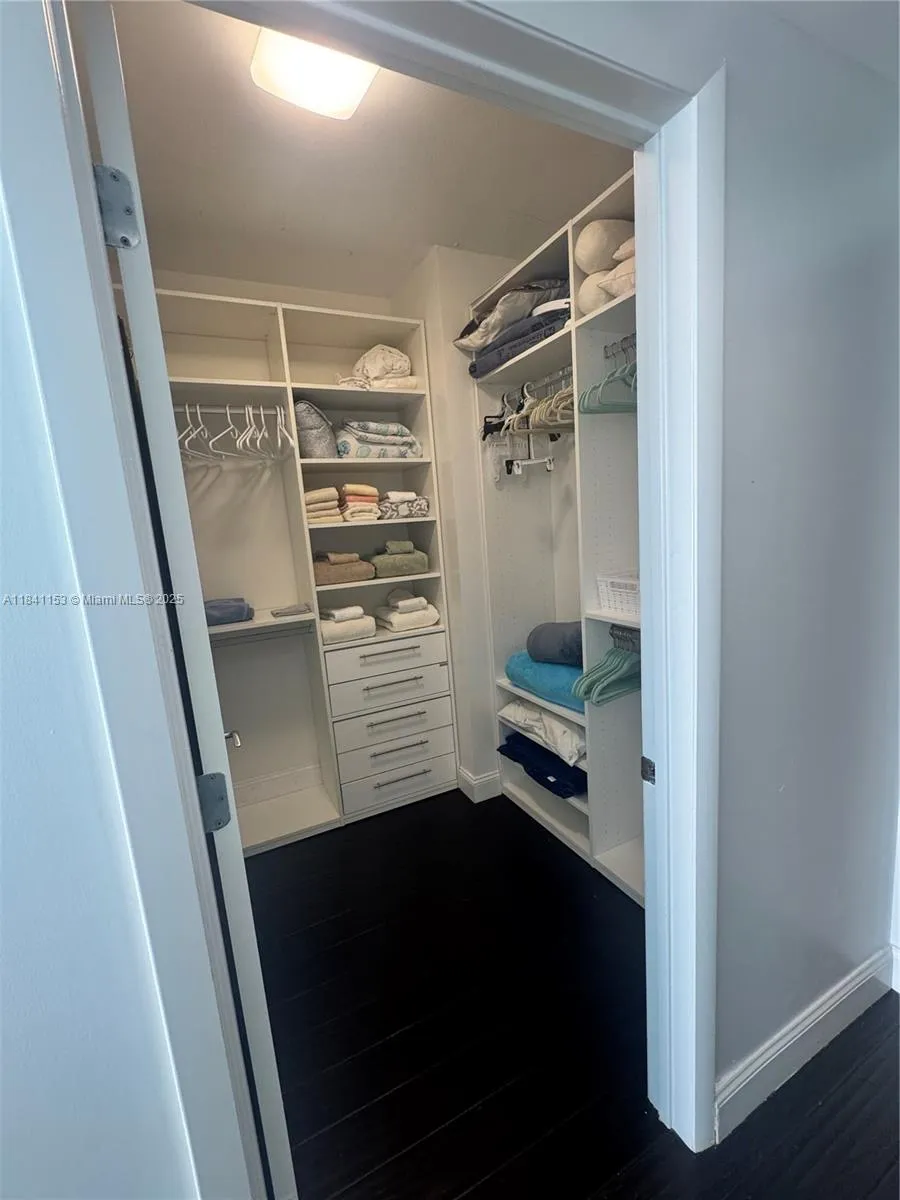17001 Collins Ave #1002 Sunny Isles Beach, FL 33160