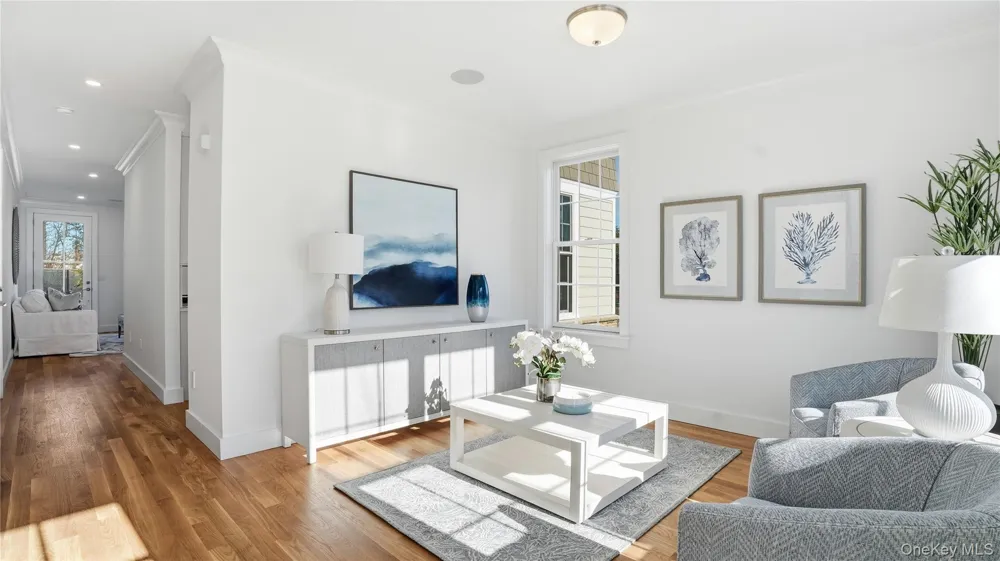 100 Rogers #903 Westhampton Beach, NY 11978