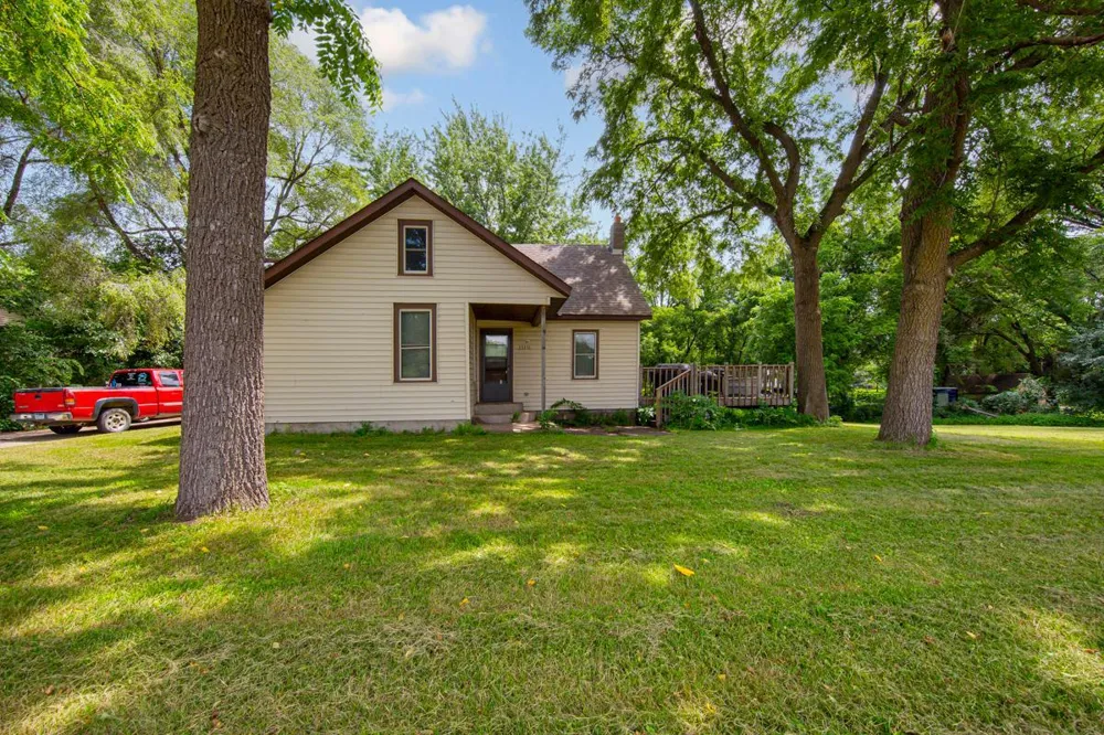23231 Farwell Avenue Warsaw, MN 55087