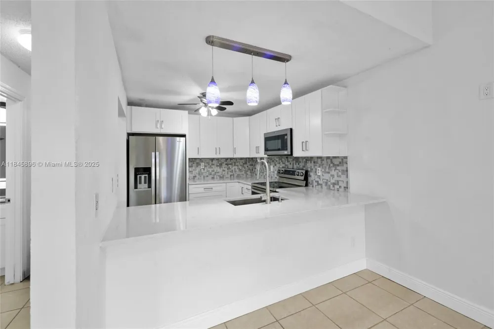 6322 Royal Woods Dr Fort Myers, FL 33908