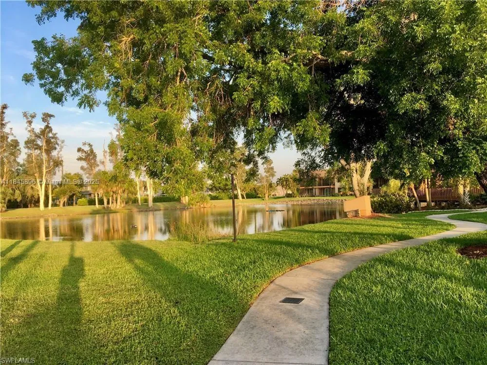 6322 Royal Woods Dr Fort Myers, FL 33908