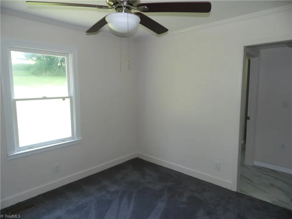 569 Sparta Parkway Sparta, NC 28675
