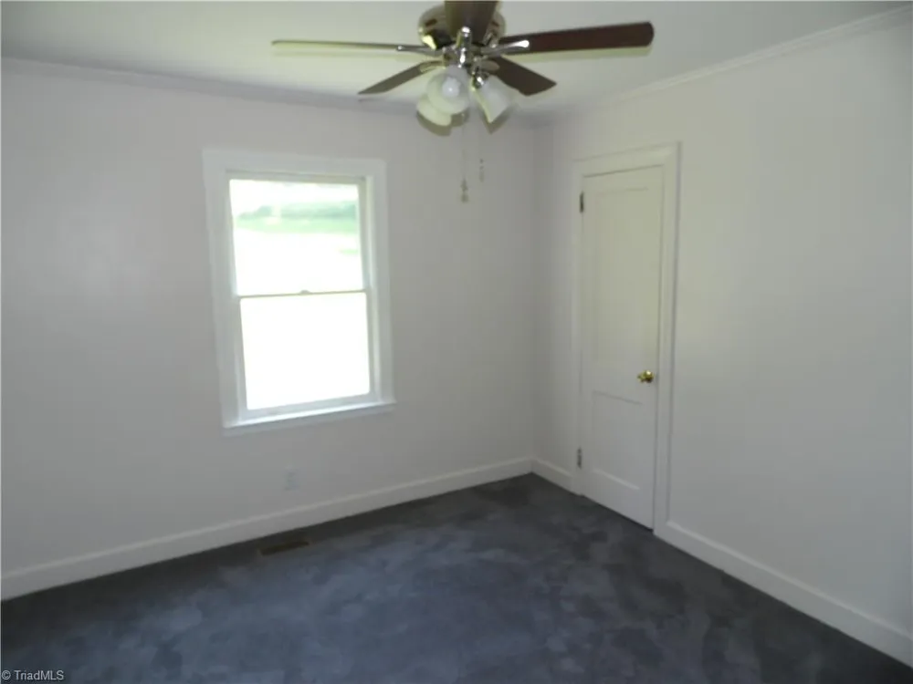 569 Sparta Parkway Sparta, NC 28675