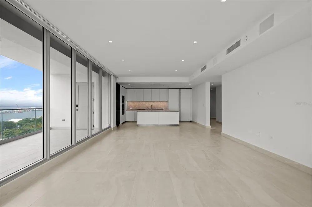540 DE LA CONSTITUCION AVENUE #1202 San Juan, PR 00901