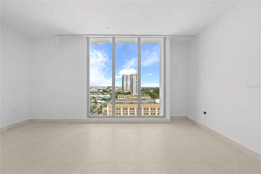 540 DE LA CONSTITUCION AVENUE #1202 San Juan, PR 00901