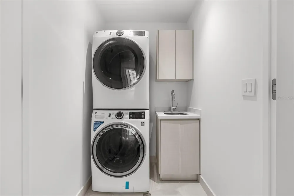 540 DE LA CONSTITUCION AVENUE #1202 San Juan, PR 00901
