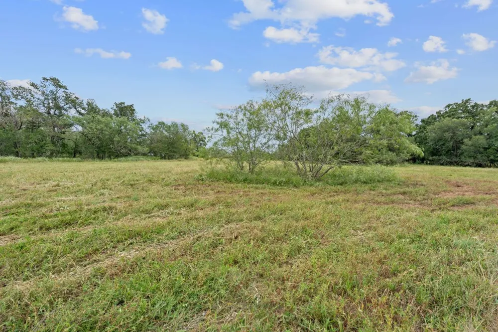 3597 Baker Road Kingsbury, TX 78638
