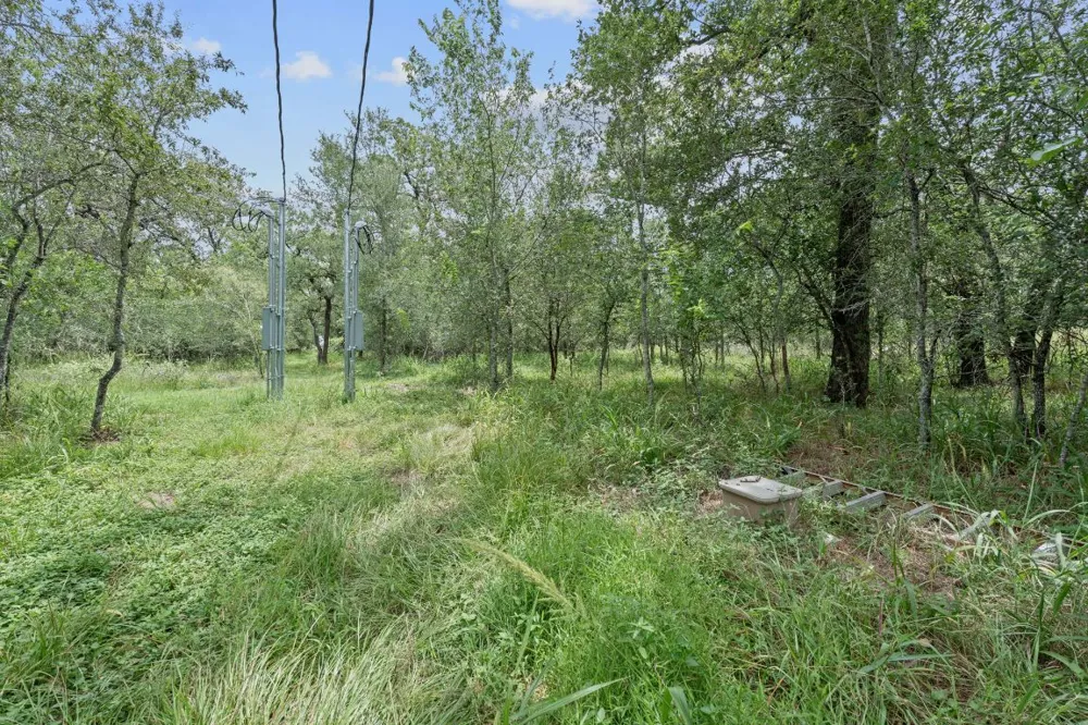 3597 Baker Road Kingsbury, TX 78638