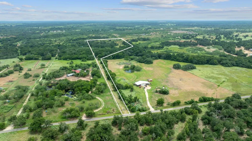 3597 Baker Road Kingsbury, TX 78638