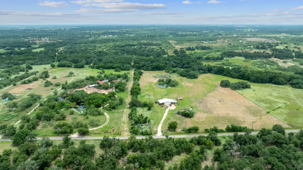 3597 Baker Road Kingsbury, TX 78638