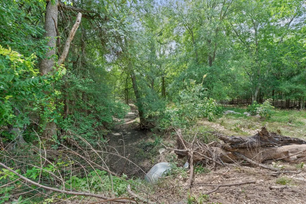 3597 Baker Road Kingsbury, TX 78638