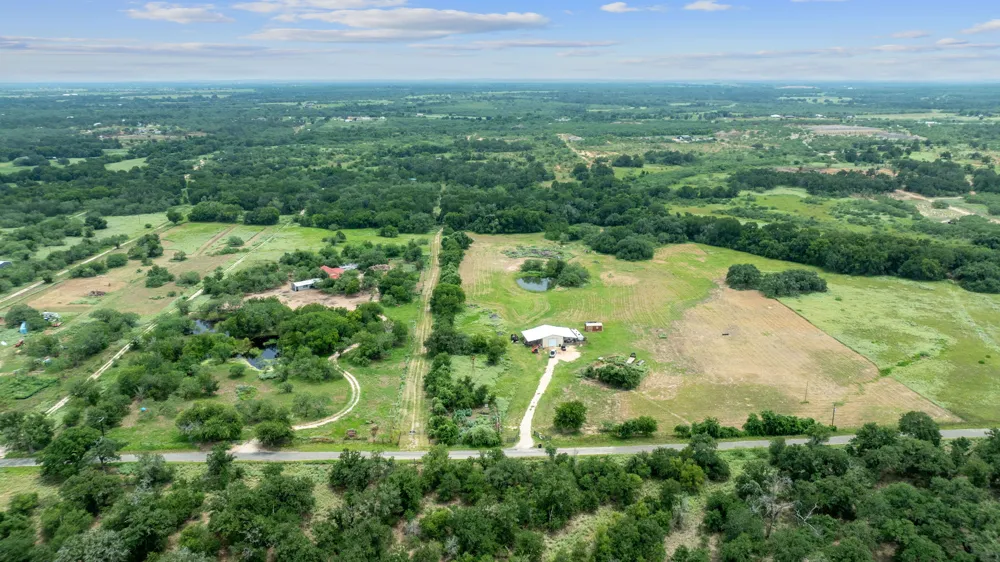 3597 Baker Road Kingsbury, TX 78638