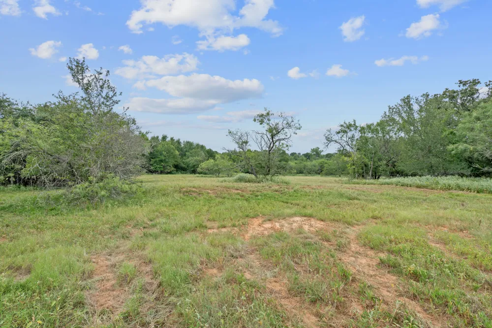 3597 Baker Road Kingsbury, TX 78638