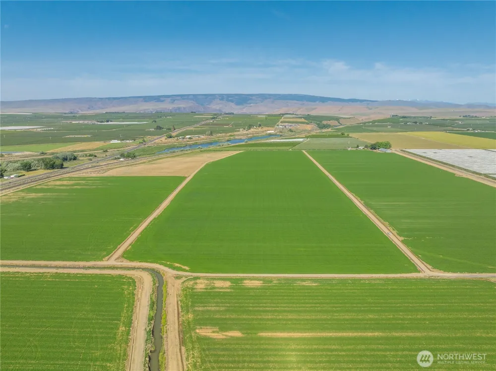 19527 Road 10.5 NW Quincy, WA 98848