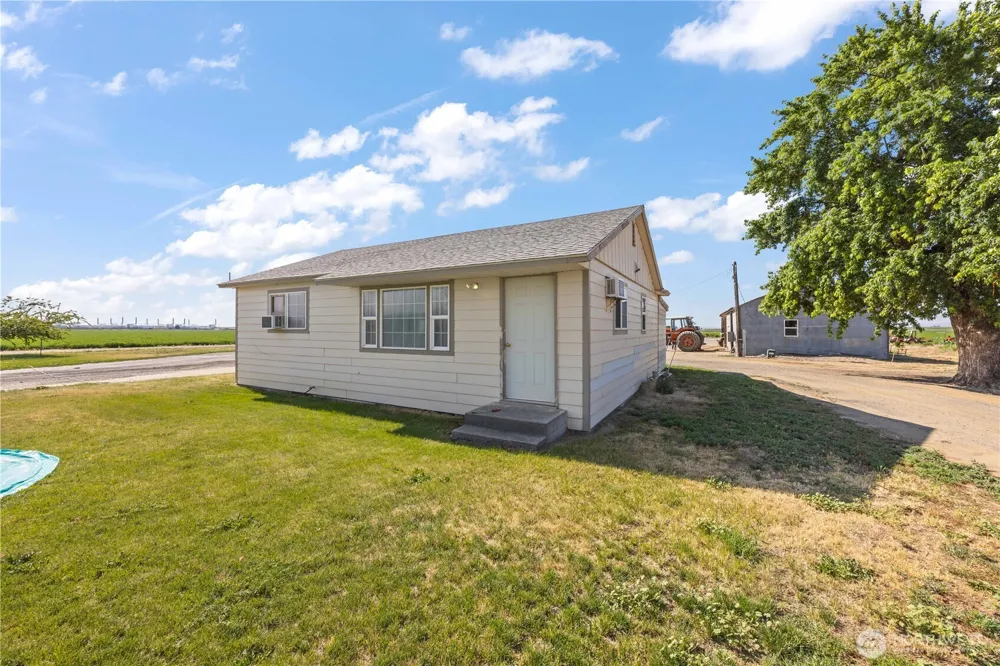 19527 Road 10.5 NW Quincy, WA 98848