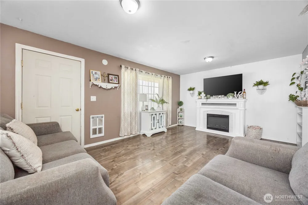 19527 Road 10.5 NW Quincy, WA 98848