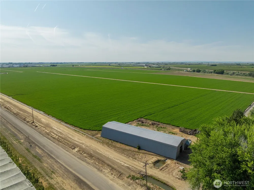 19527 Road 10.5 NW Quincy, WA 98848