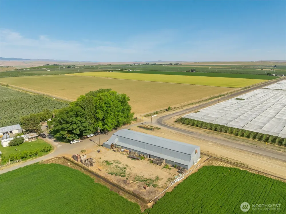 19527 Road 10.5 NW Quincy, WA 98848