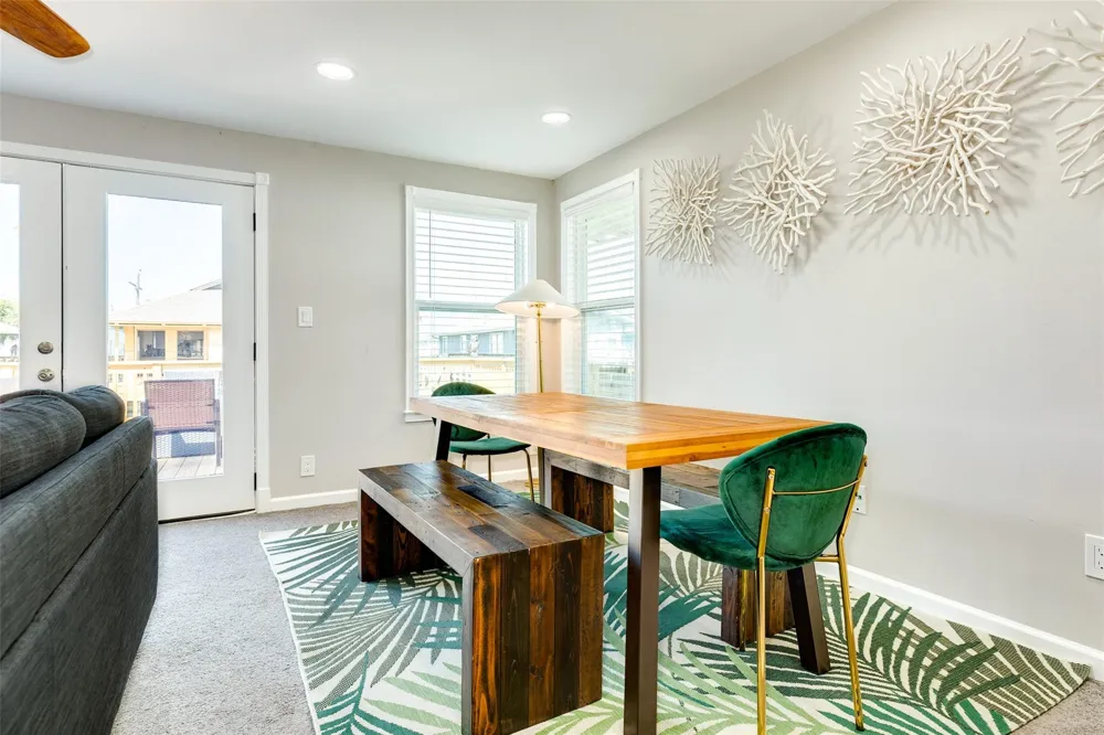4421 Pelican Road Jamaica Beach, TX 77554