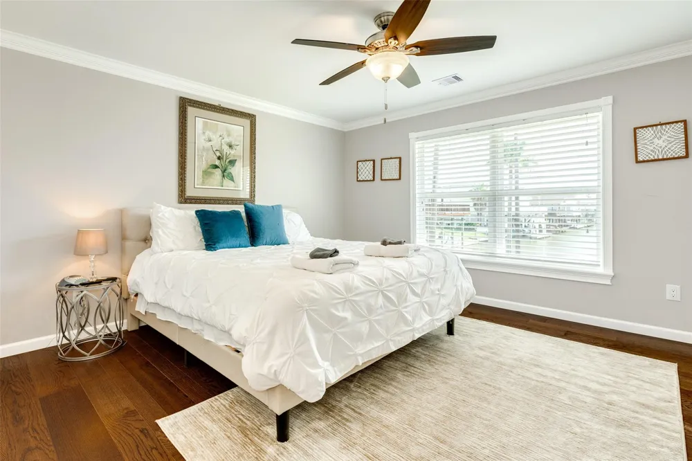 4421 Pelican Road Jamaica Beach, TX 77554