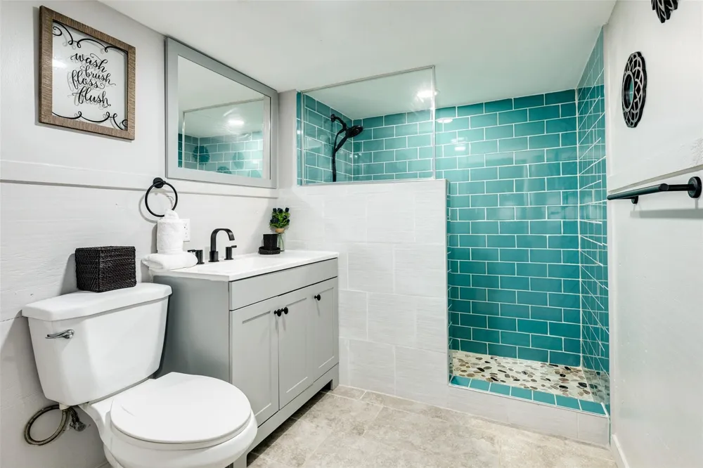 4421 Pelican Road Jamaica Beach, TX 77554