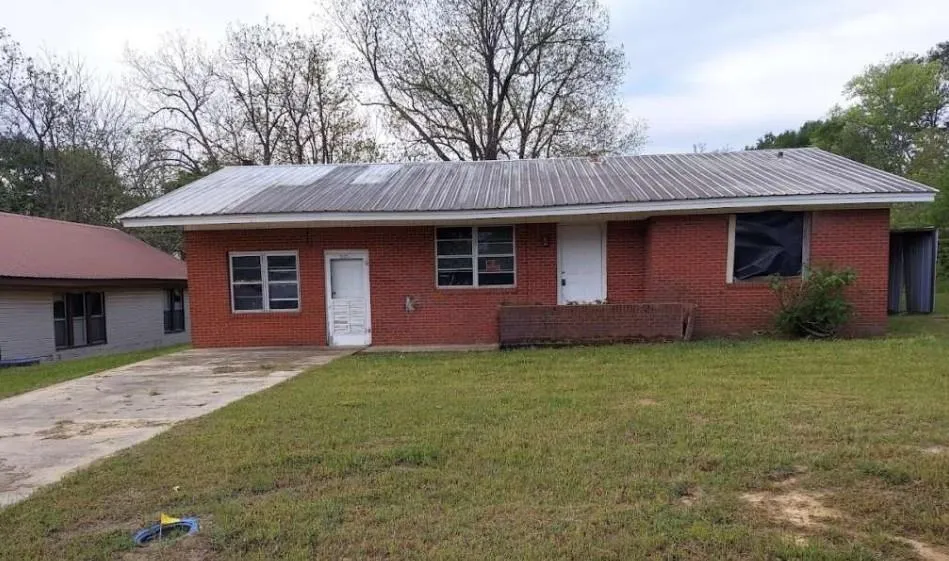 505 W Frazior Street Linden, TX 75563