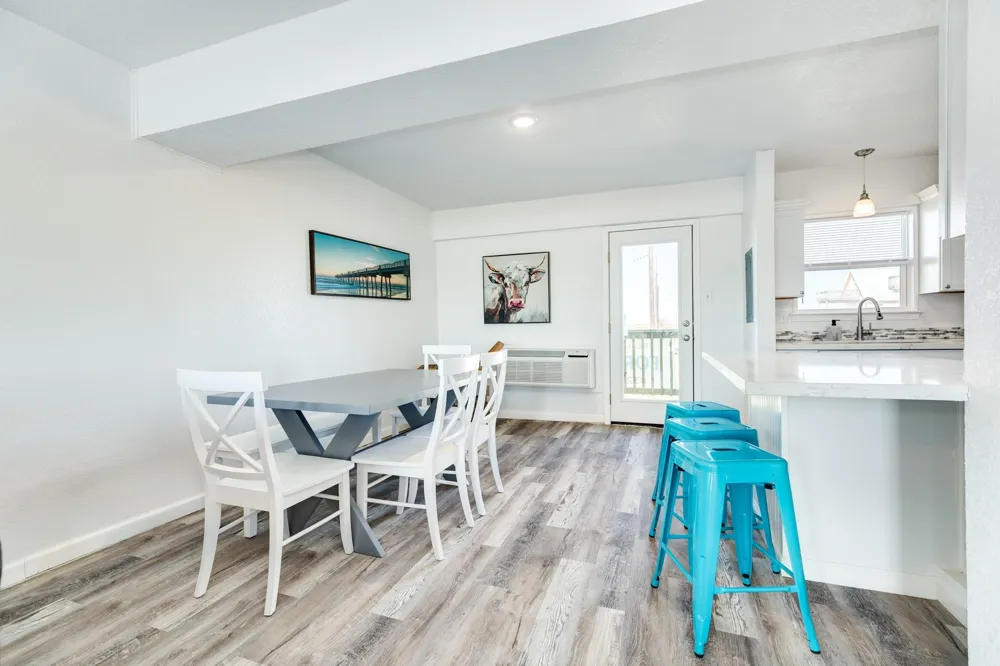 101 Pelican Place #7 Surfside Beach, TX 77541