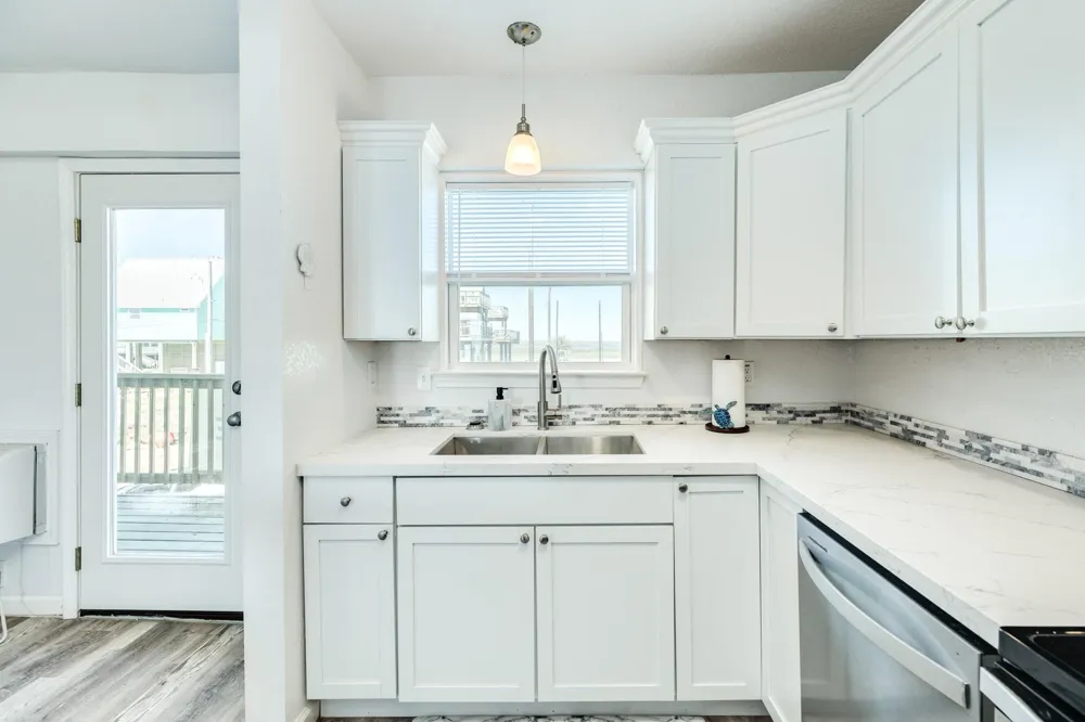 101 Pelican Place #7 Surfside Beach, TX 77541
