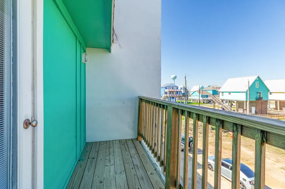 101 Pelican Place #7 Surfside Beach, TX 77541