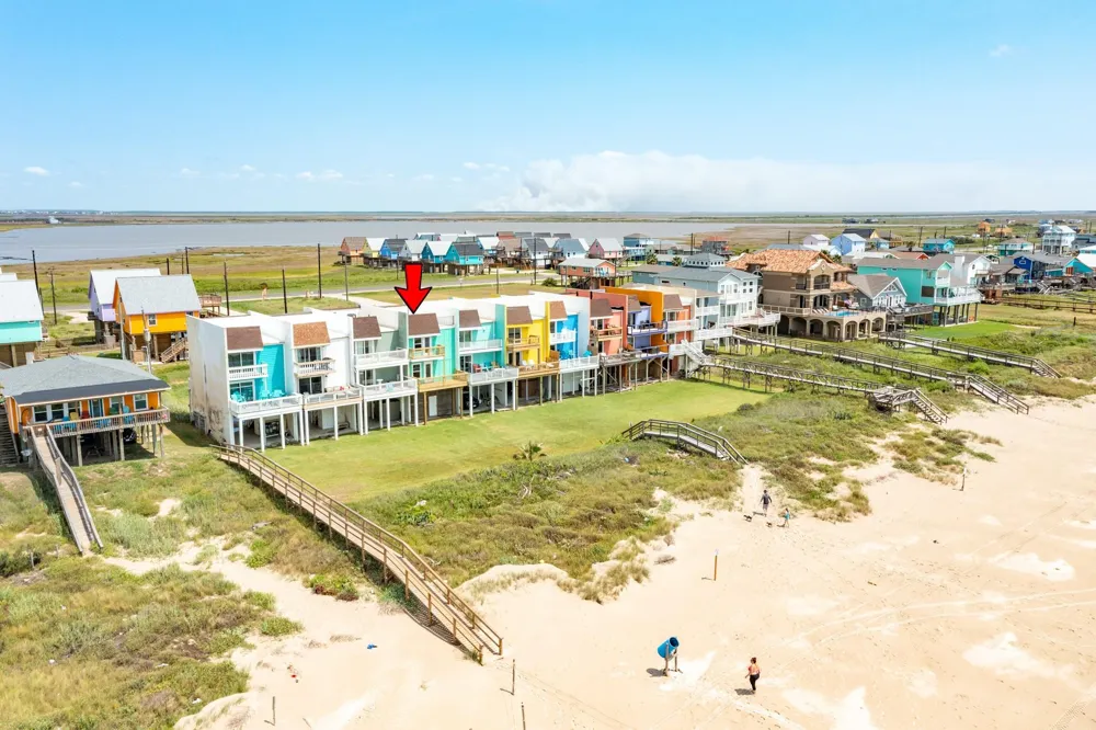 101 Pelican Place #7 Surfside Beach, TX 77541