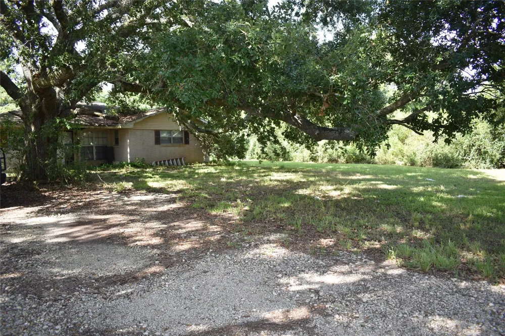 3511 Old Massey Ranch Road Manvel, TX 77578