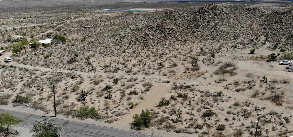 E Hobson Searchlight, NV 89046