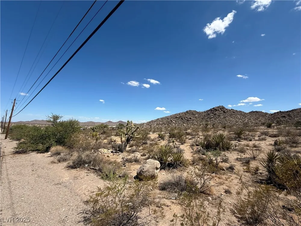 E Hobson Searchlight, NV 89046