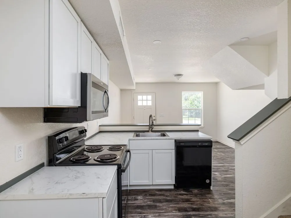 230 Debus Drive #101 B Taylor, TX 76574