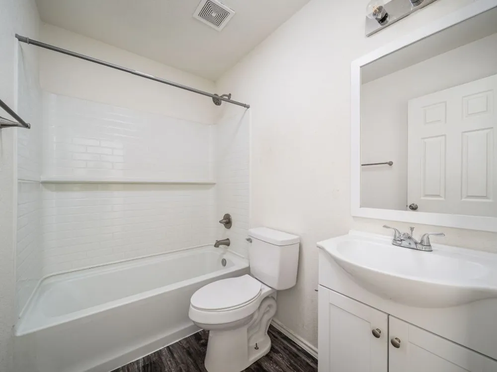230 Debus Drive #101 B Taylor, TX 76574