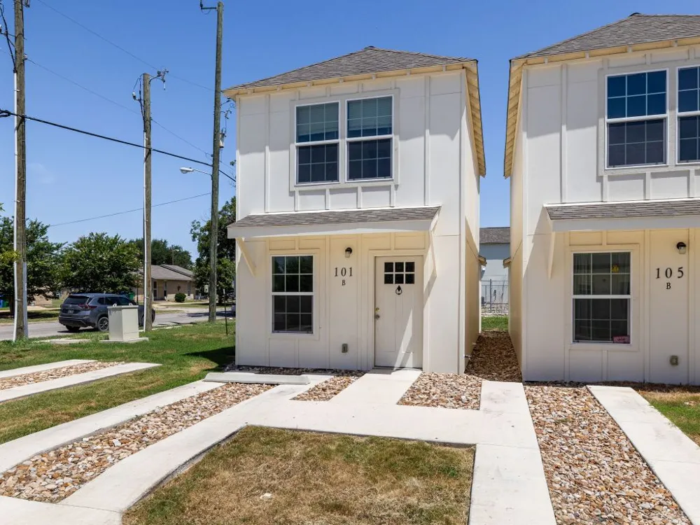230 Debus Drive #101 B Taylor, TX 76574