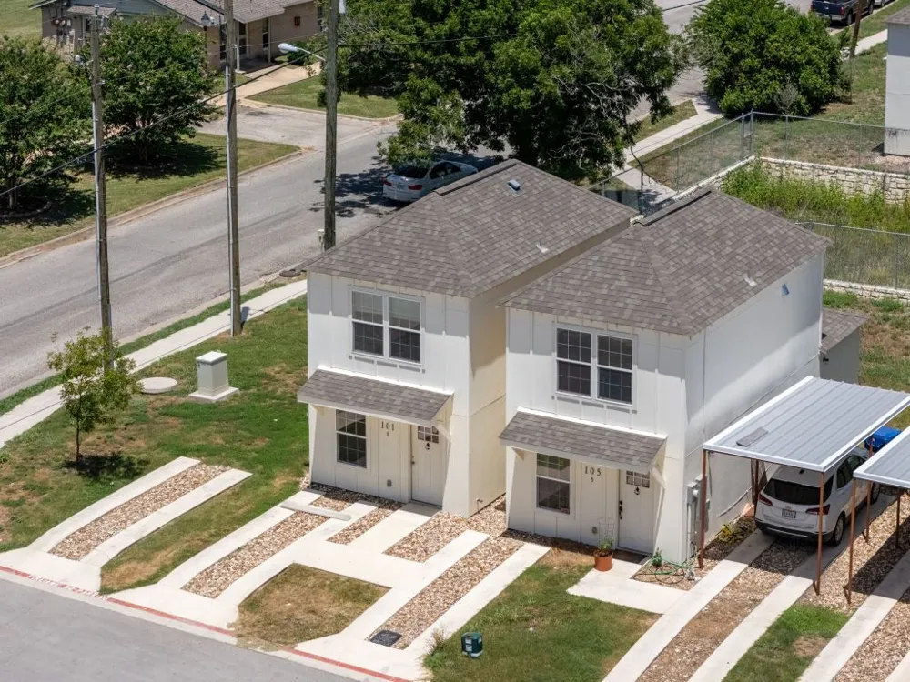 230 Debus Drive #101 B Taylor, TX 76574