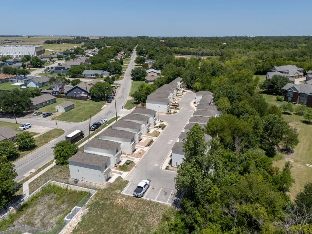 350 Debus Drive #205 A Taylor, TX 76574