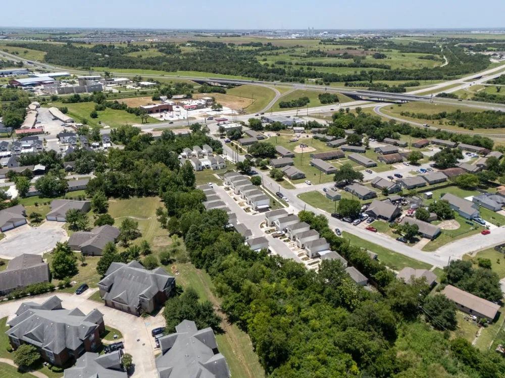 350 Debus Drive #205 A Taylor, TX 76574